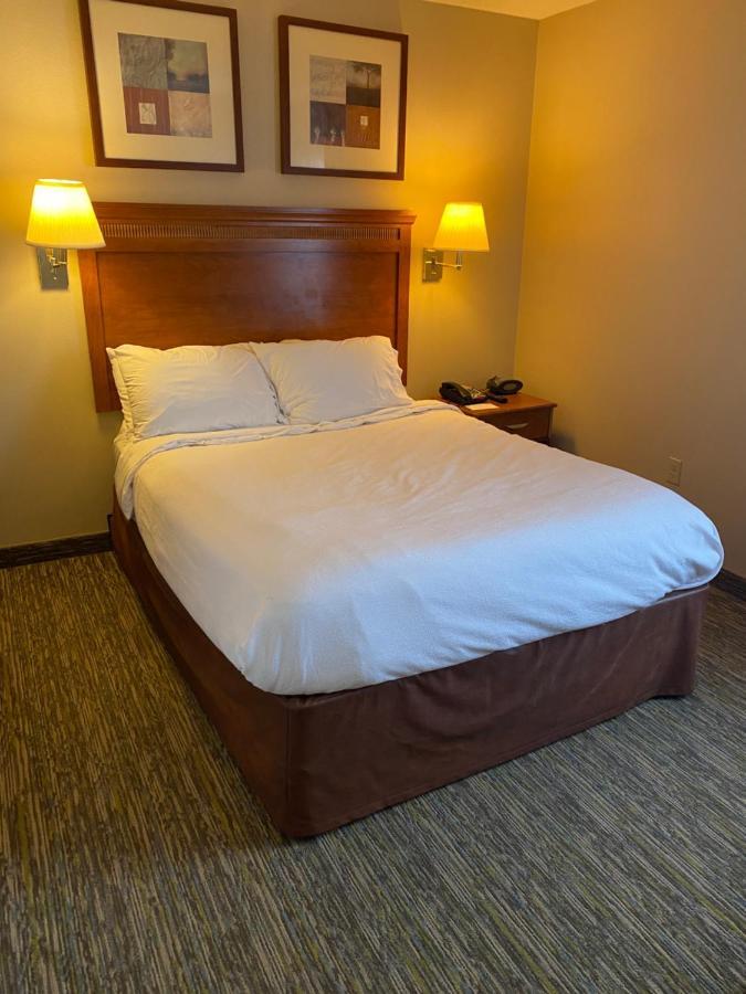 Candlewood Williamsport By Ihg Exterior photo